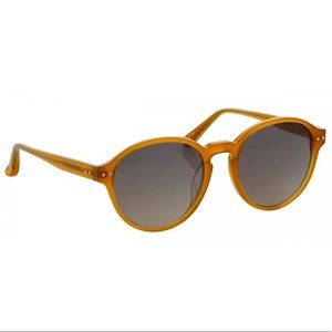 40 C10 Oval Sunglasses Translucent Honey color